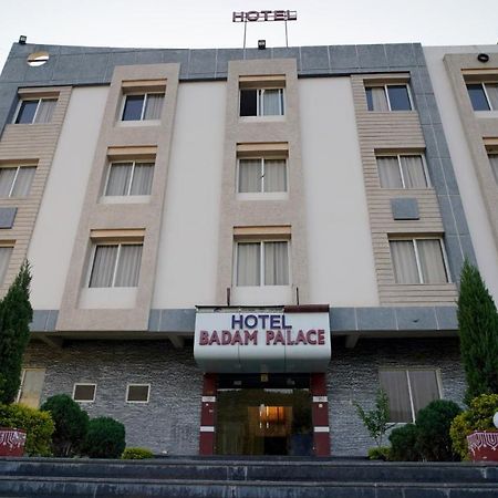 Hotel Badam Palace Udajpur Zewnętrze zdjęcie