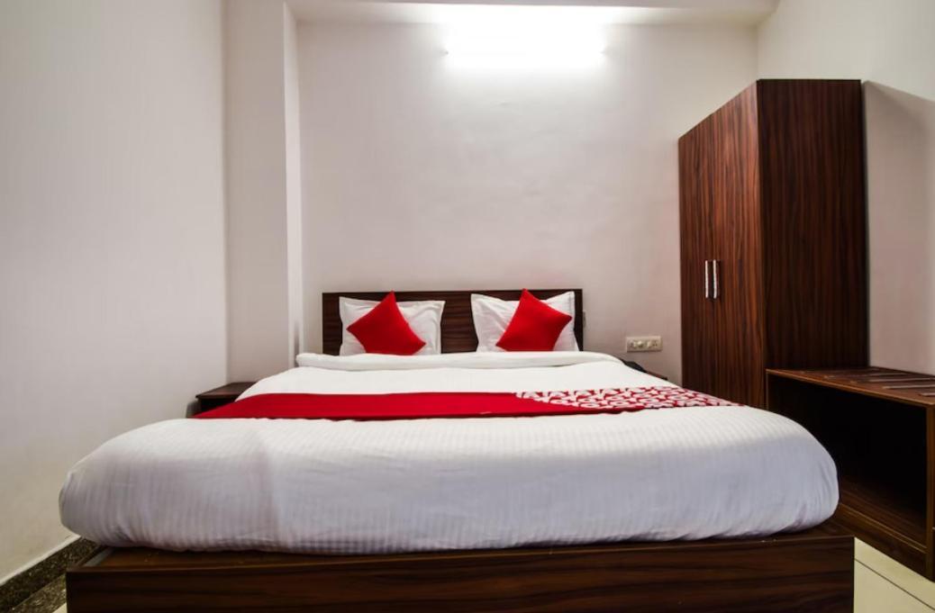 Hotel Badam Palace Udajpur Zewnętrze zdjęcie