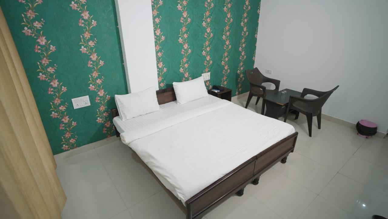 Hotel Badam Palace Udajpur Zewnętrze zdjęcie