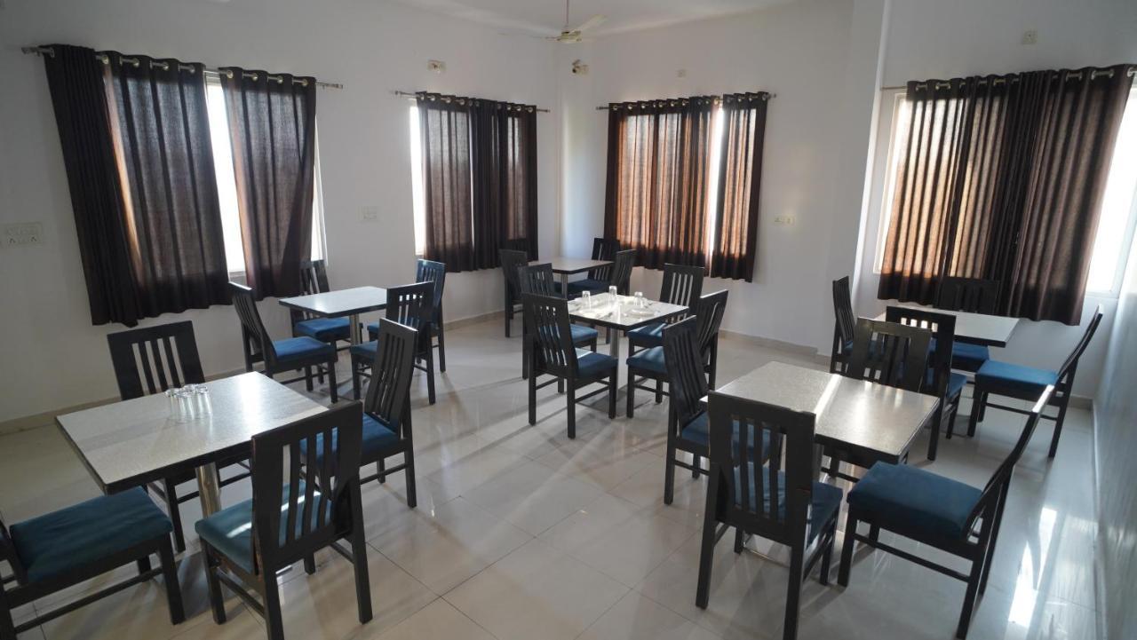 Hotel Badam Palace Udajpur Zewnętrze zdjęcie